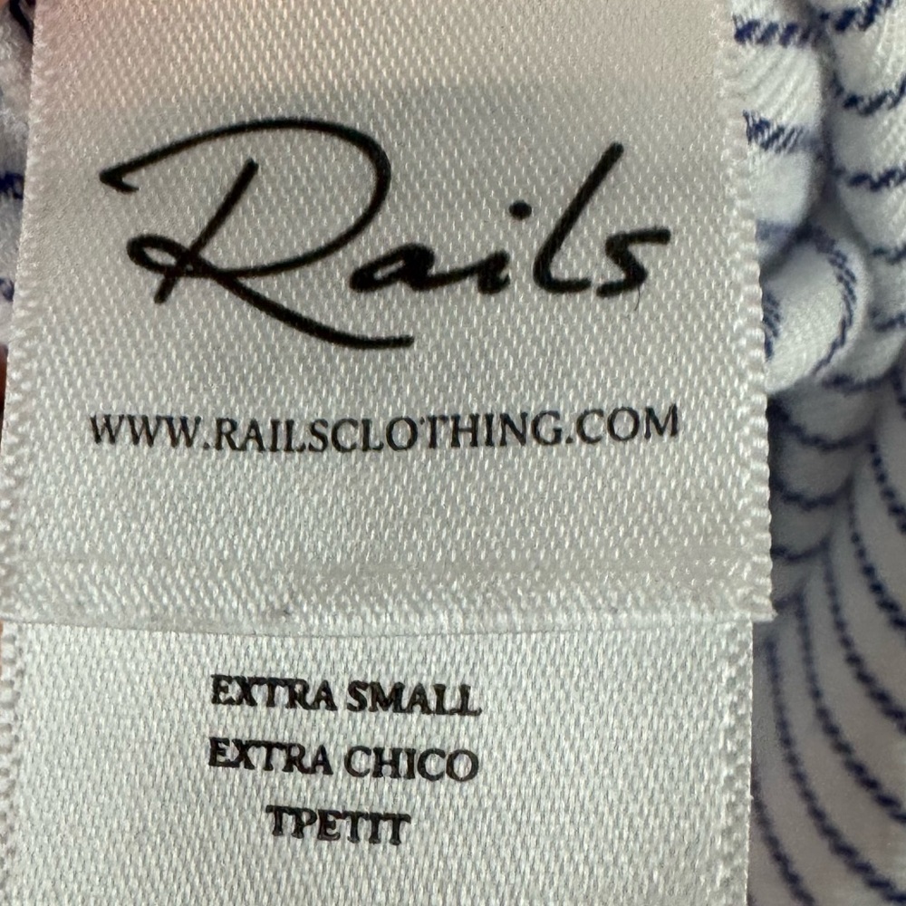Rails Women's XS  Rocsi Flocked Lightning Pinstripe Long Sleeve Shirt Rayon - Picture 4 of 6